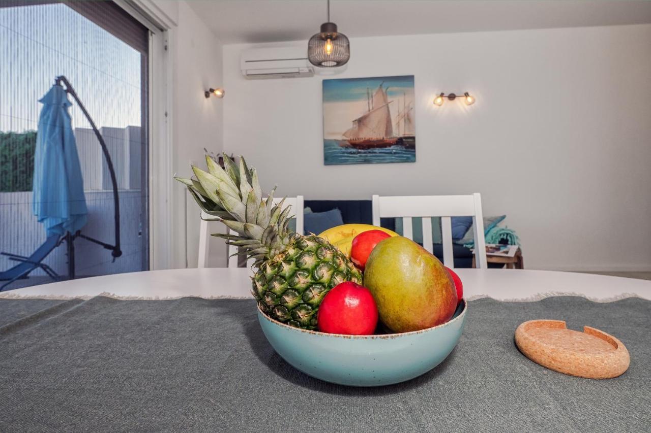 Sea View With Garden Apartment Joshua Split Luaran gambar